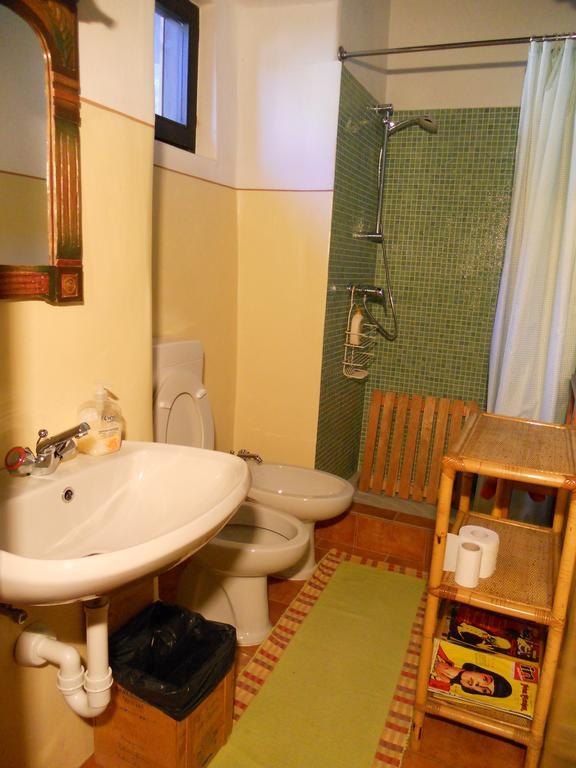 B&B L'Isola Piantedo Rum bild